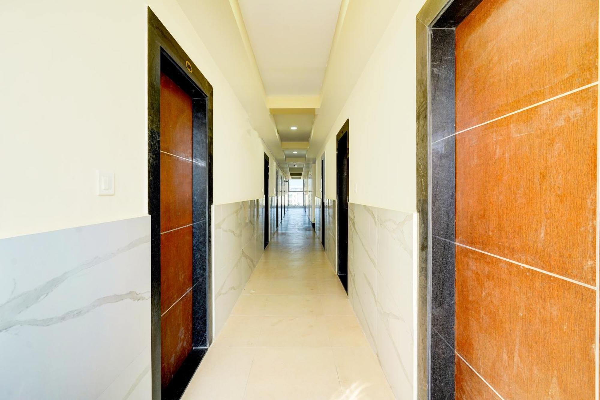 Super Hotel O Sri Vishnu Prime Opposite The Studio Salon, Kundalhalli Gate Bangalore Eksteriør bilde